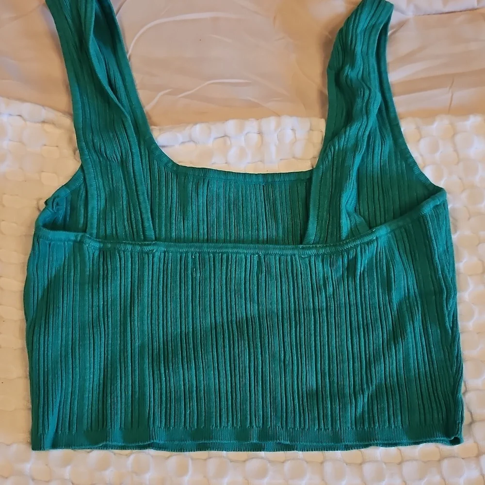 H&M Green Ribbed Crop Top - Picture 3 of 3